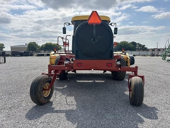 Image of New Holland H8080 equipment image 3