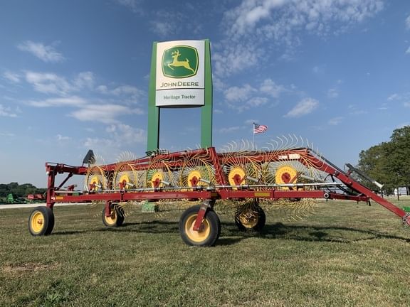 Main image New Holland HT154