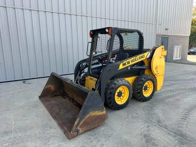 Image of New Holland L216 equipment image 1