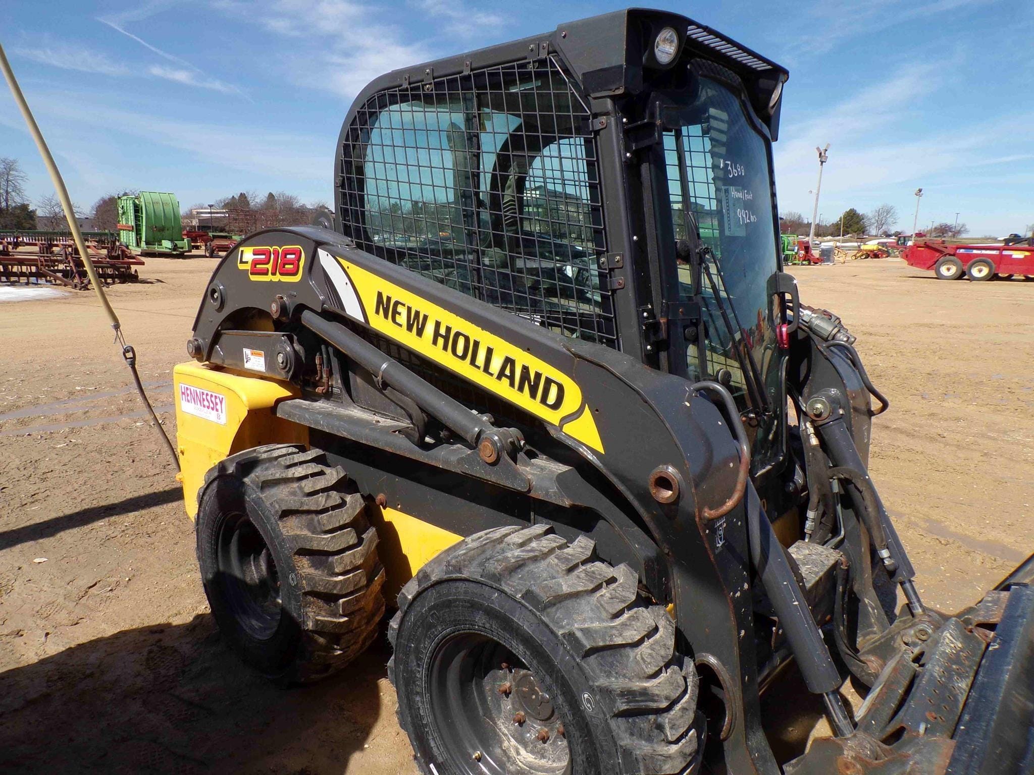 2013 New Holland L218 Equipment Image0