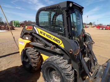 Main image New Holland L218