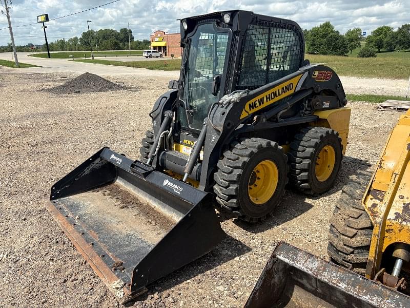 Image of New Holland L218 Primary image
