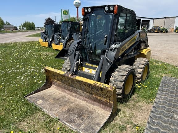Image of New Holland L220 Primary image