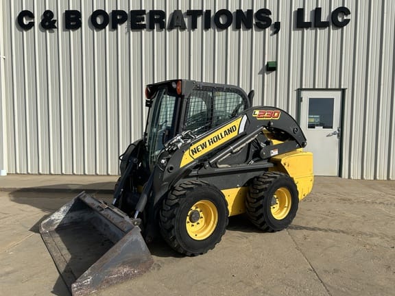 2013 New Holland L230 Equipment Image0