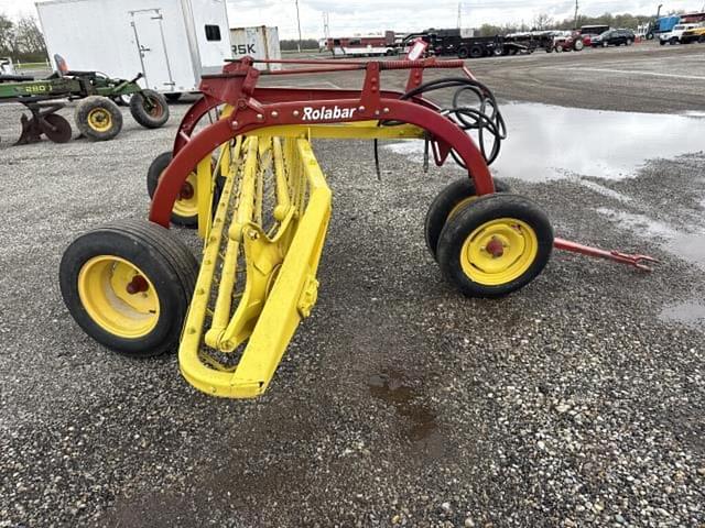 Image of New Holland 258 equipment image 3