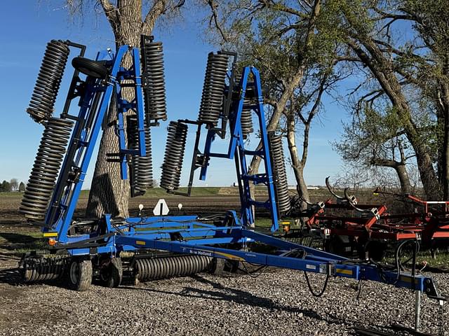 Image of New Holland SG110 equipment image 3
