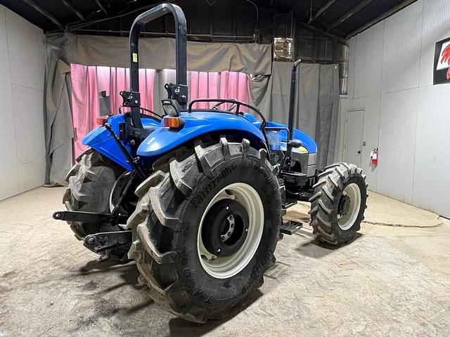 Image of New Holland T5040 equipment image 4