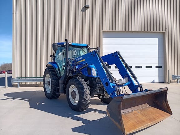 2013 New Holland T6.140 Equipment Image0