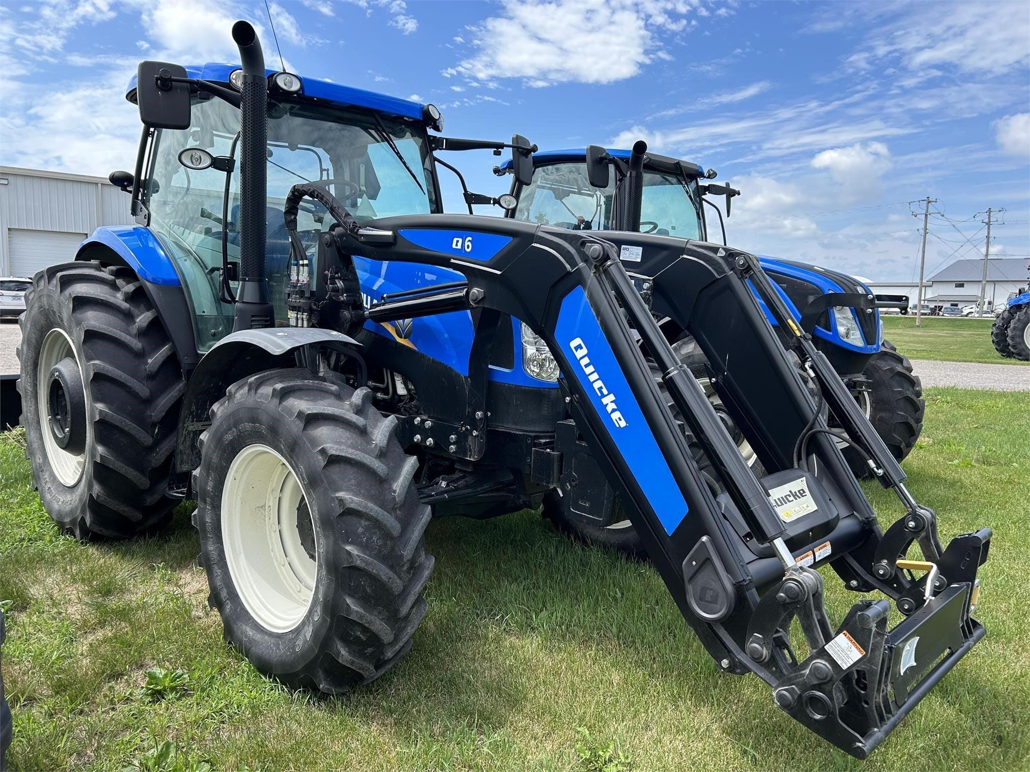 2013 New Holland T6.175 Equipment Image0