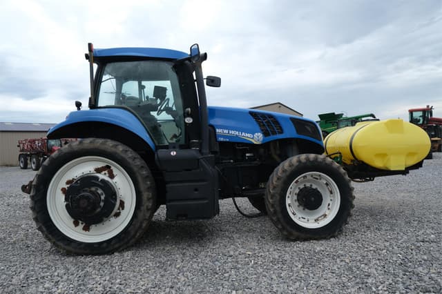 Image of New Holland T8.275 equipment image 3