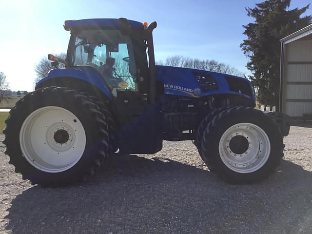 Image of New Holland T8.275 equipment image 1