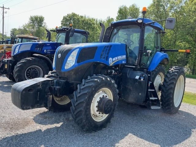 Image of New Holland T8.275 equipment image 4