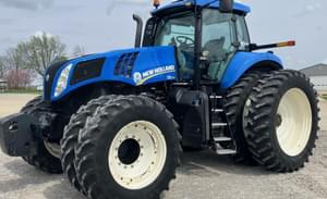 New Holland T8.330 Image