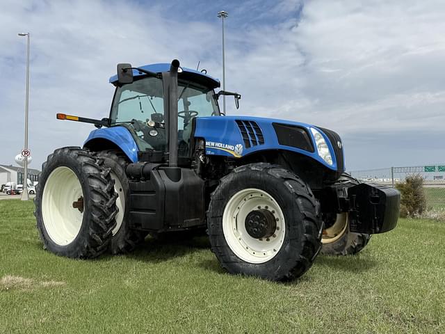 Image of New Holland T8.330 equipment image 1