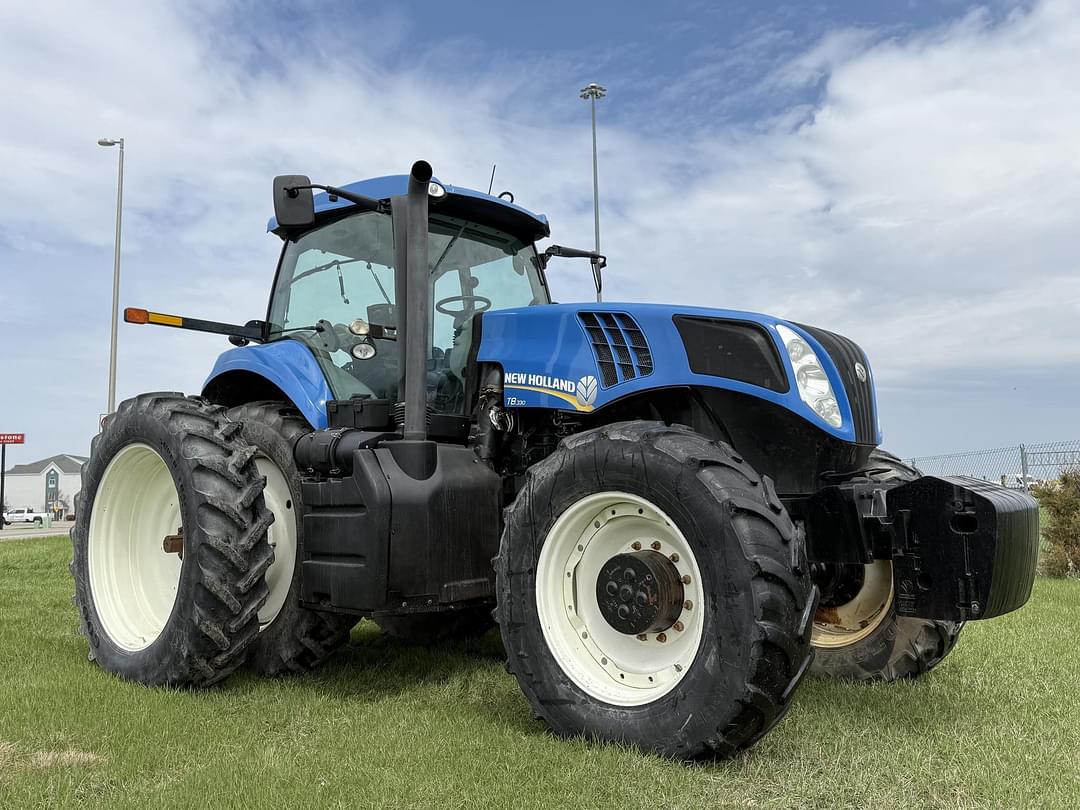 Image of New Holland T8.330 Primary image