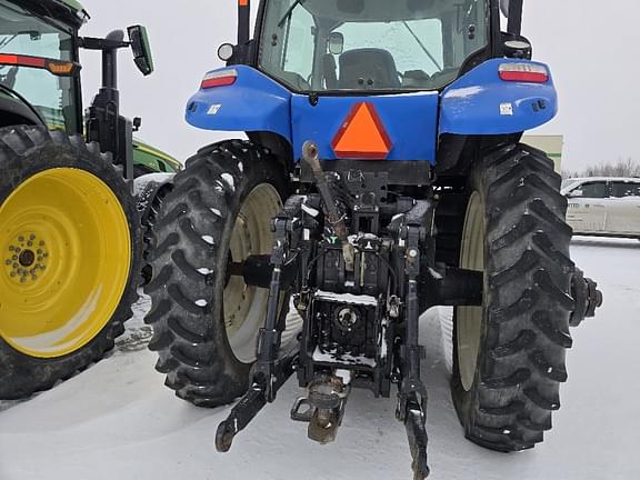 Image of New Holland T8.330 equipment image 4