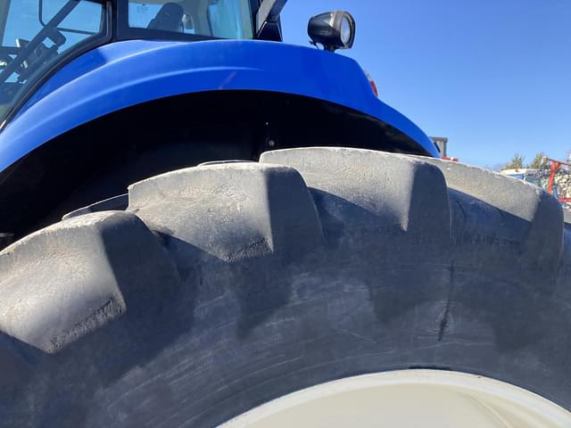 Image of New Holland T8.360 equipment image 2