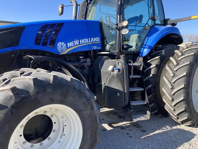 Image of New Holland T8.360 equipment image 1