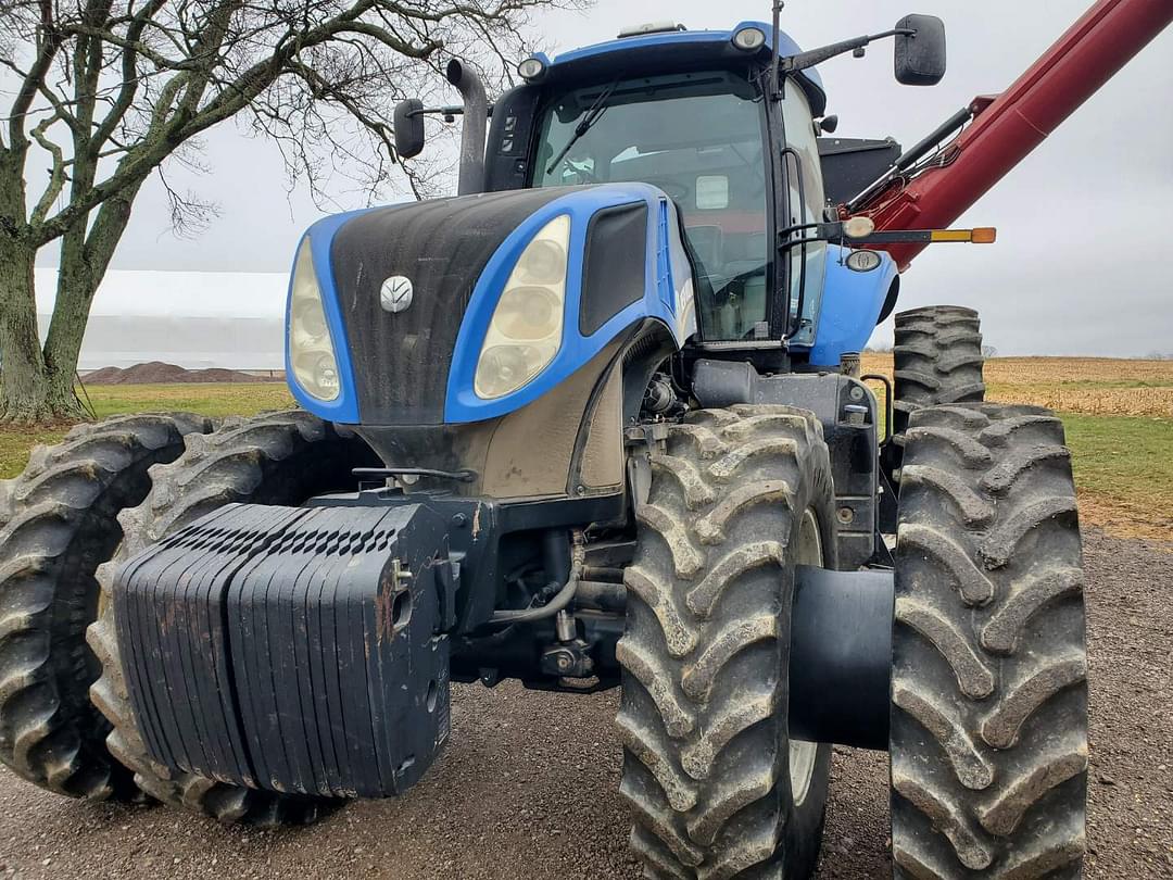 Image of New Holland T8.360 Image 1