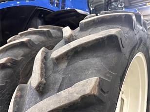 Main image New Holland T8.390 13