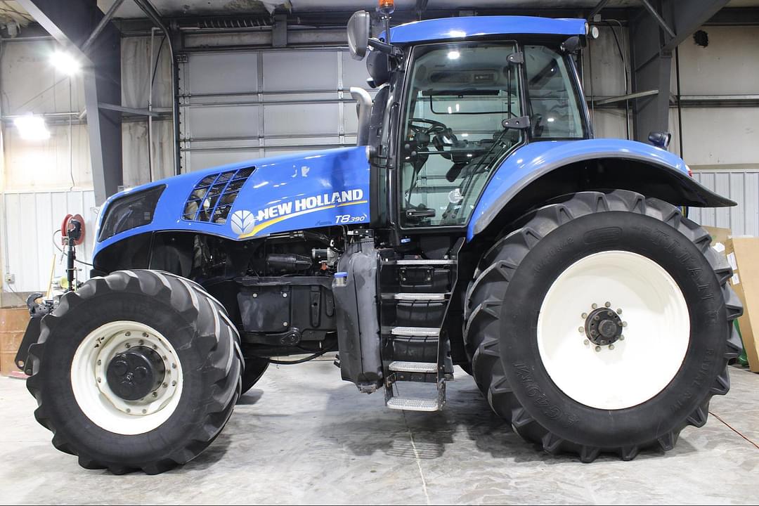 Image of New Holland T8.390 Primary image