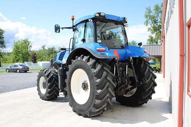 Image of New Holland T8.390 equipment image 4