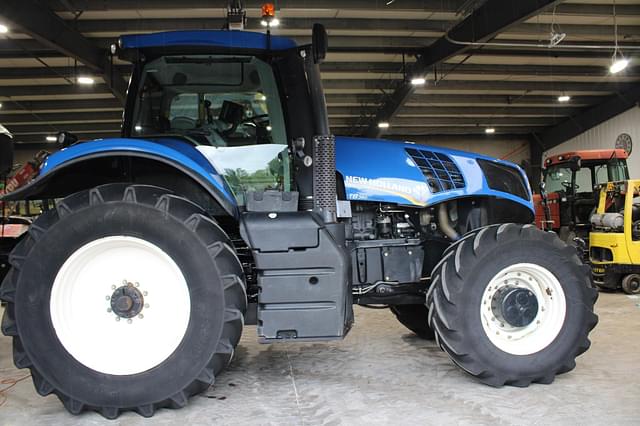 Image of New Holland T8.390 equipment image 1