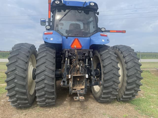 Image of New Holland T8.390 equipment image 4