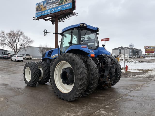 Image of New Holland T8.390 equipment image 2