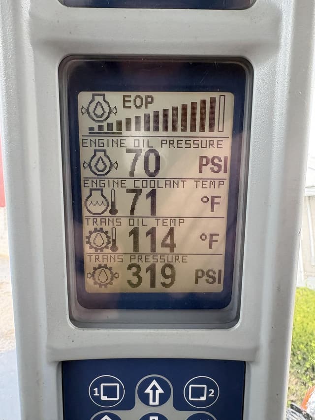 Image of New Holland T8.390 equipment image 2