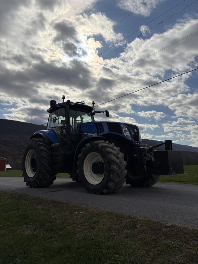 Image of New Holland T8.390 equipment image 3