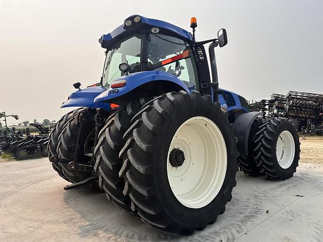 Image of New Holland T8.390 equipment image 3