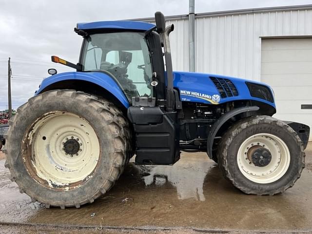 Image of New Holland T8.390 equipment image 3