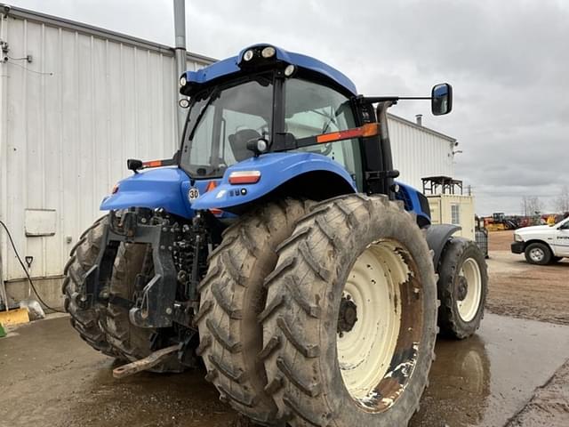 Image of New Holland T8.390 equipment image 4