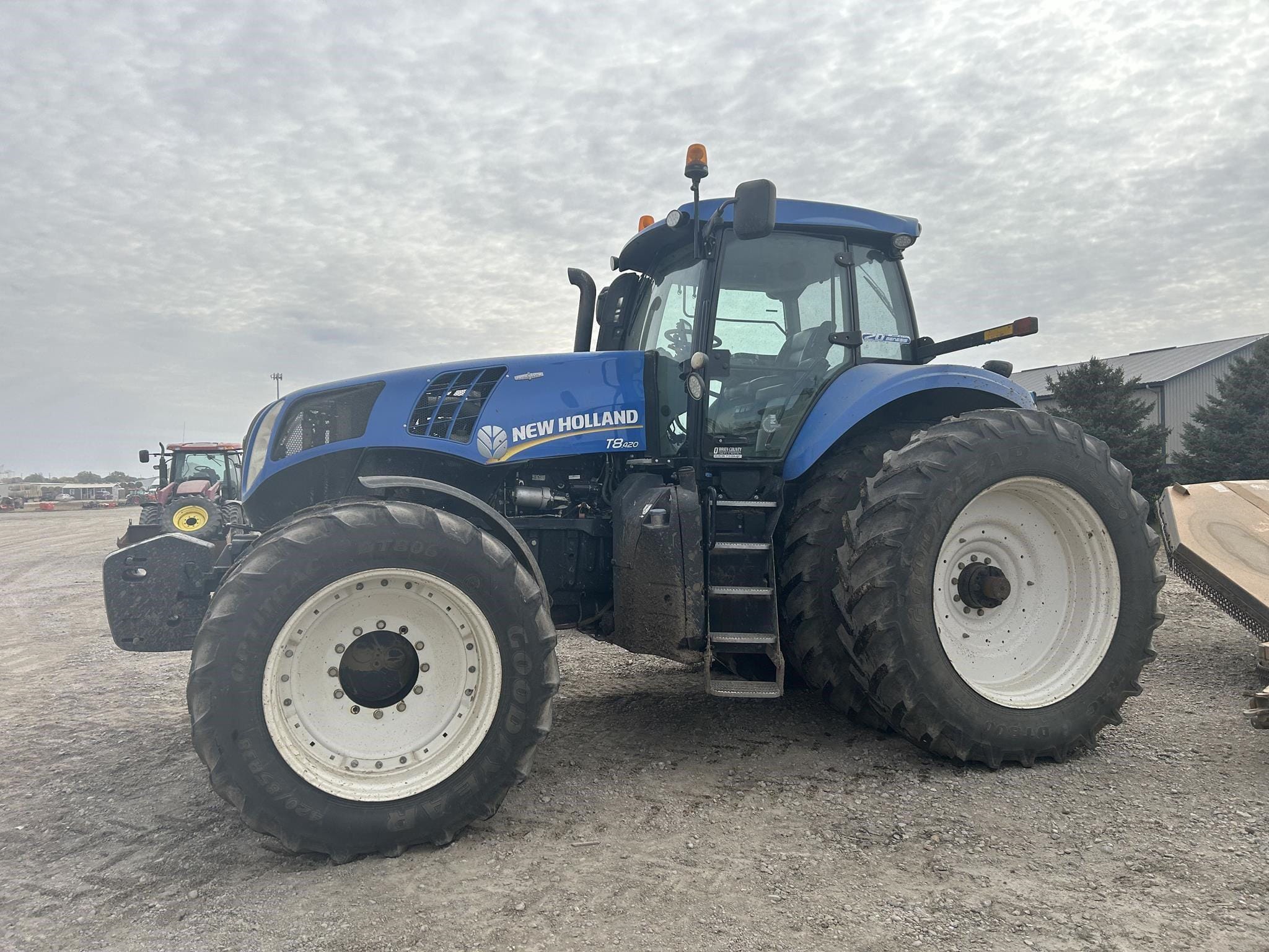 Main image New Holland T8.420