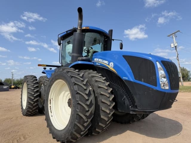 Image of New Holland T9.390 equipment image 2