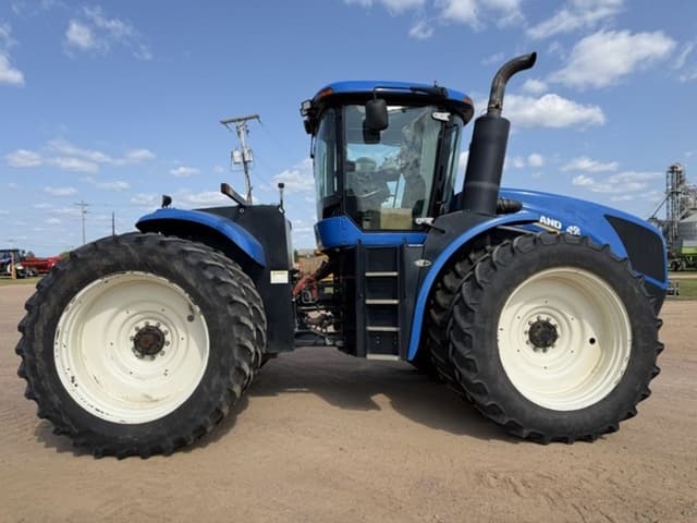 Image of New Holland T9.390 equipment image 3