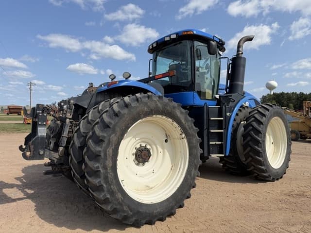 Image of New Holland T9.390 equipment image 4