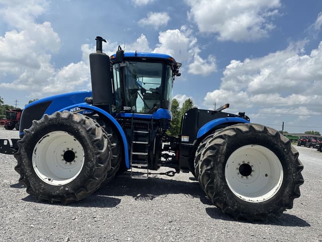 Image of New Holland T9.615 equipment image 2