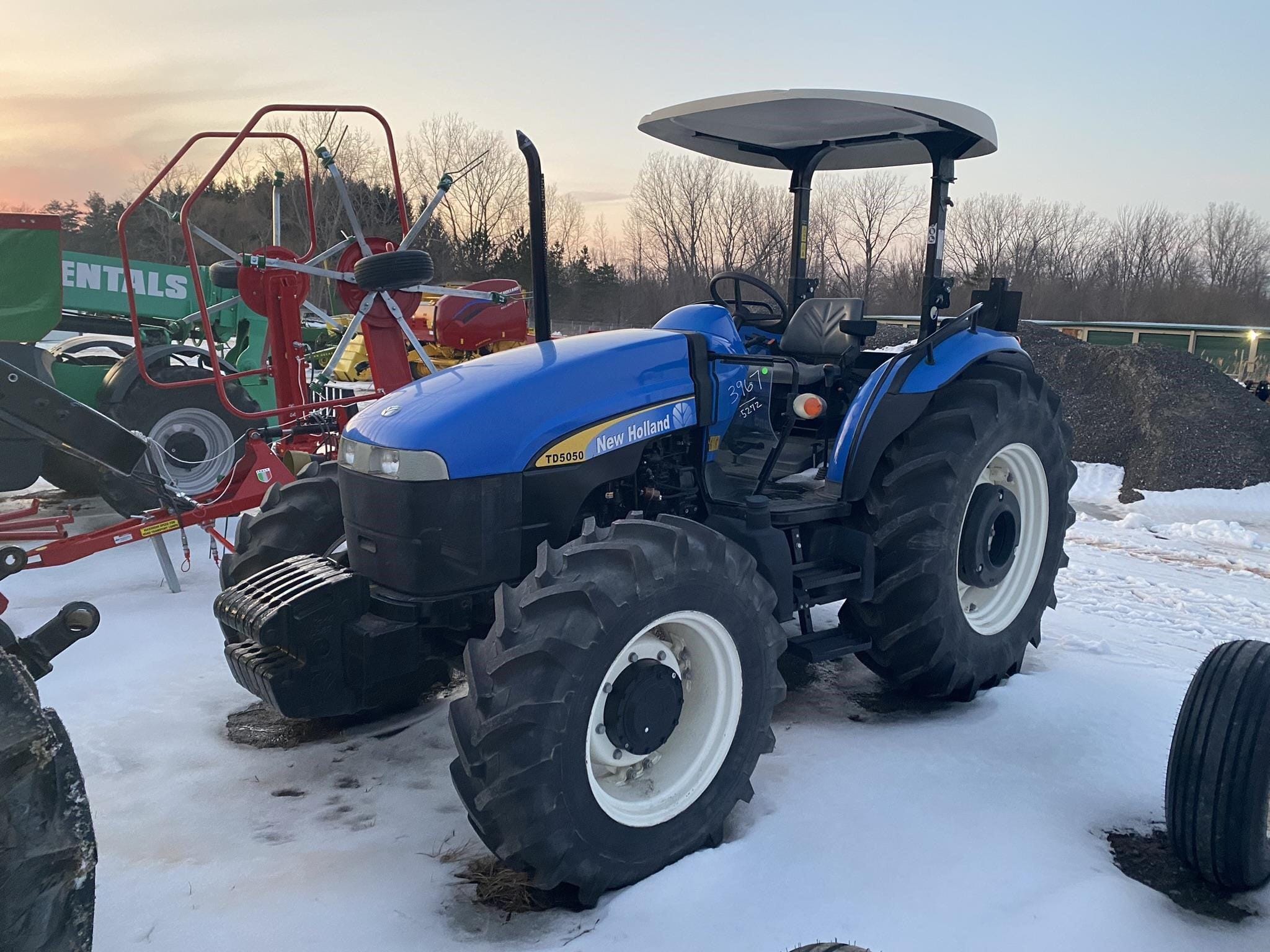 2013 New Holland TD5050 Equipment Image0