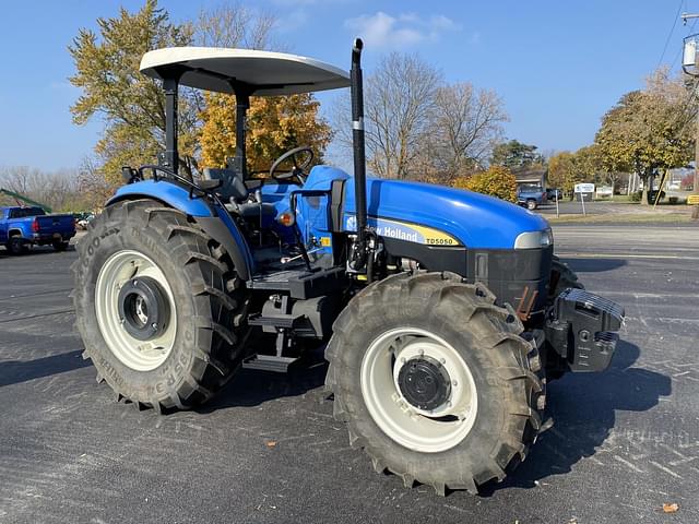 Image of New Holland TD5050 equipment image 1