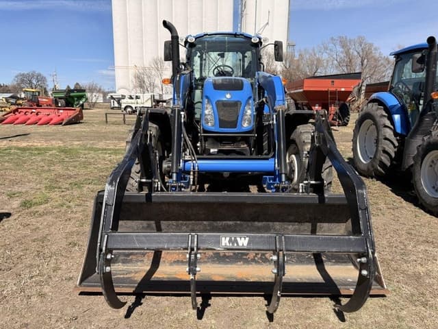 Image of New Holland TS6.140 equipment image 2