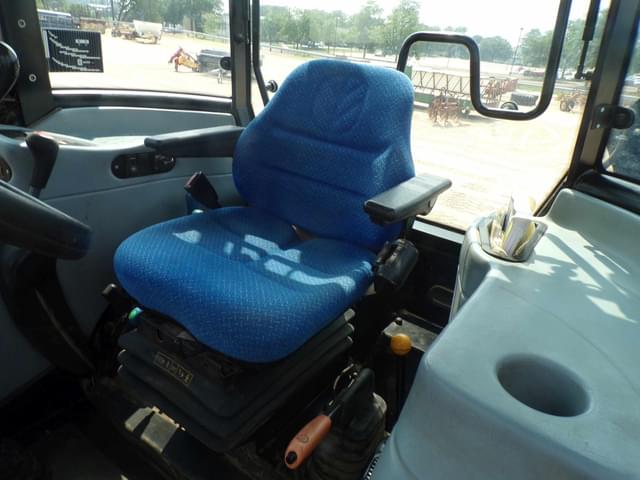 Image of New Holland TS6.140 equipment image 4