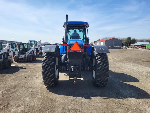Image of New Holland TV6070 equipment image 2