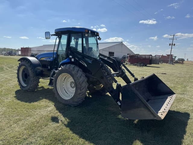 Image of New Holland TV6070 equipment image 2
