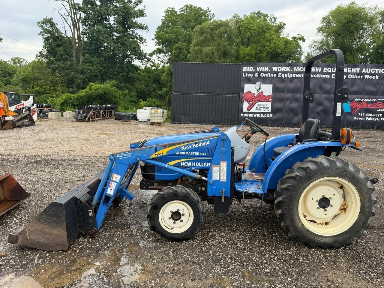 2013 New Holland Workmaster 40 Equipment Image0