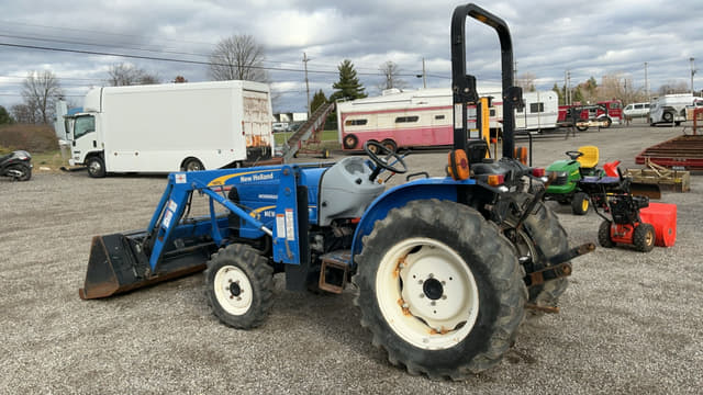 Image of New Holland Workmaster 40 equipment image 2