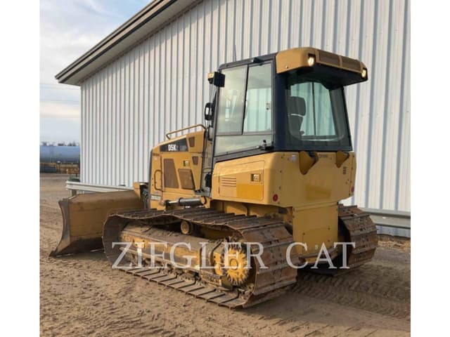 Image of Caterpillar D5K LGP equipment image 3