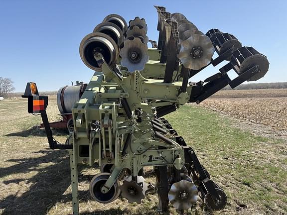 Image of Orthman 1tRIPr equipment image 3