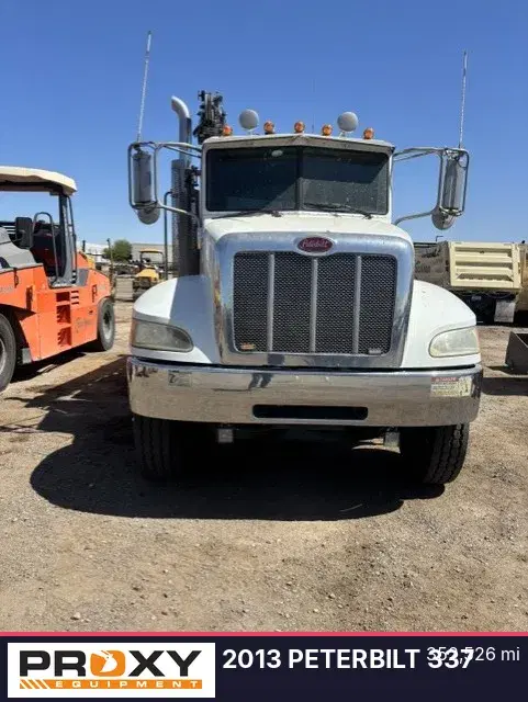 Image of Peterbilt 337 equipment image 3